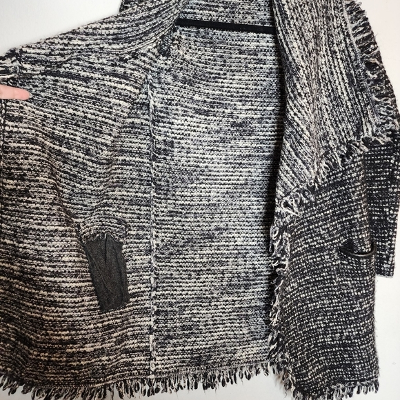 Vince Black Tweed Wool open front fringe jacket cardigan. Size XS - Picture 11 of 16